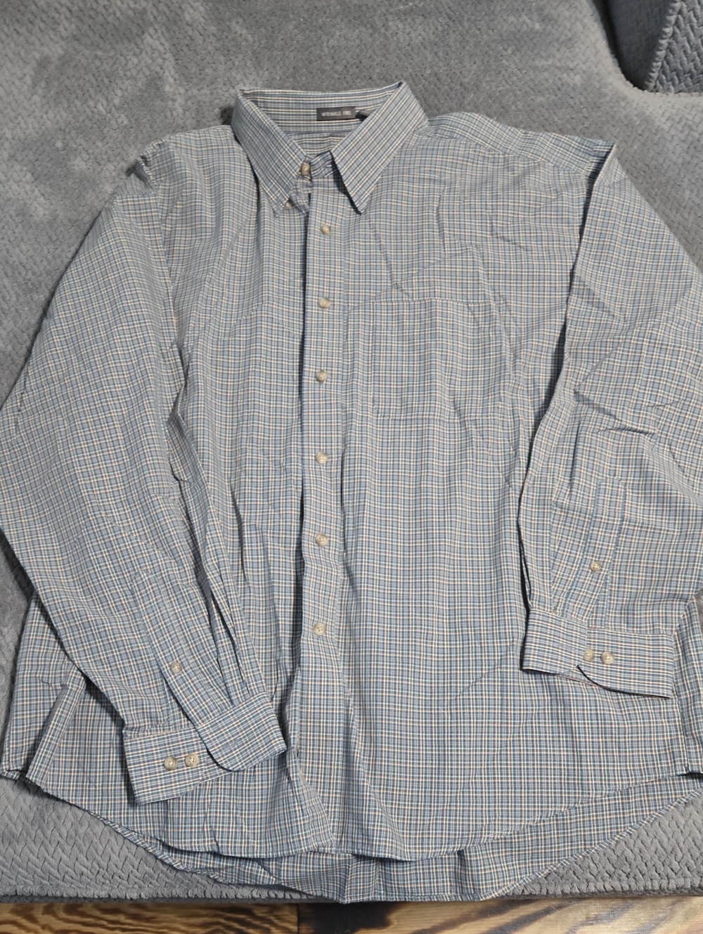 Van Heusen Men's Blue Plaid Button-Down Shirt